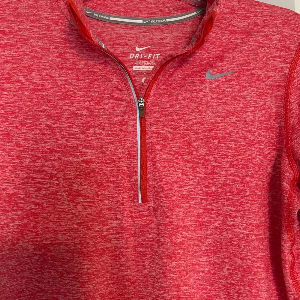 New Nike Dri-Fit Red Long Sleeve Fitted 1/4 Zipper